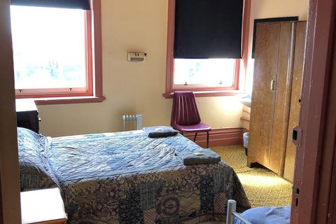 Royal Hotel - Inverell Accommodation 4