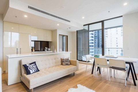 Fabulous City 2 BDR Apt In New Building - Inverell Accommodation 7