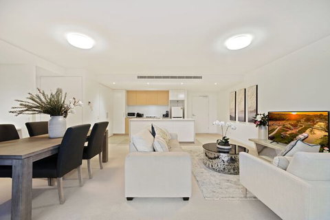 HomeHotel Spacious Luxury Apt Next To Shopping - Inverell Accommodation 3