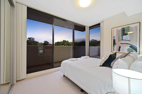 HomeHotel Spacious Luxury Apt Next To Shopping - Inverell Accommodation 4