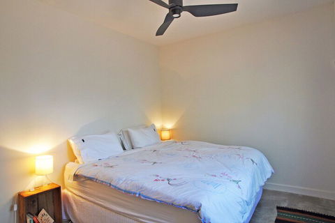 Armstrongs Close TO Beach - Inverell Accommodation 7