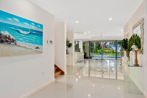 Luxury Living On The Beachfront - Inverell Accommodation 0