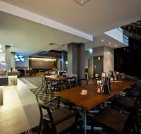 Royal Hotel Queanbeyan - Inverell Accommodation