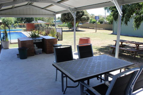 Alexandra Motor Inn Victoria Aus - Inverell Accommodation 3