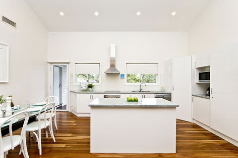 Shells Coastal Beach House - Inverell Accommodation 6