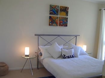 Art On Hart - Inverell Accommodation 2