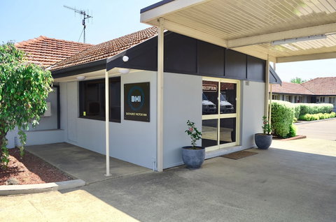 Bathurst Motor Inn - Inverell Accommodation 3