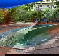 Coconut Grove Holiday Apartments - Inverell Accommodation