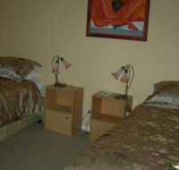 Busy Buzz B  B - Inverell Accommodation