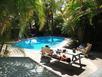Nomads Noosa Backpackers Hostel - Inverell Accommodation 4
