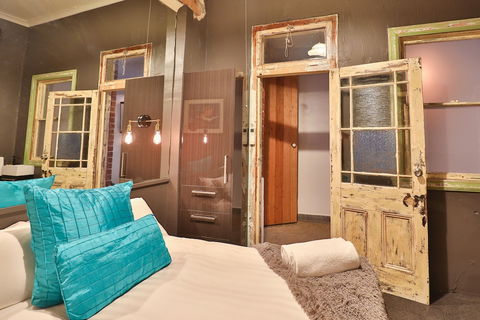Indulge Apartments - Eighth Street - Inverell Accommodation 4