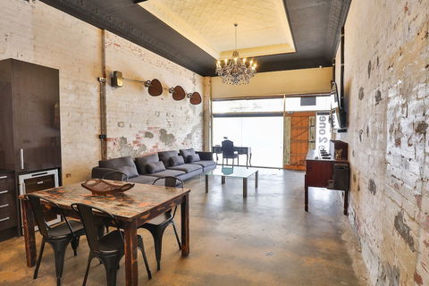 Indulge Apartments - Eighth Street - Inverell Accommodation 1