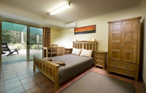 Glass House Mountains Ecolodge - Inverell Accommodation 2
