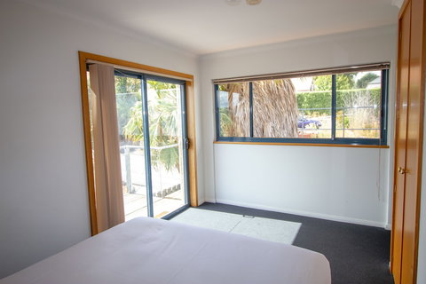 96 On Arthur Apartments - Inverell Accommodation 4