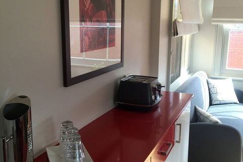Gregory House - Inverell Accommodation 5