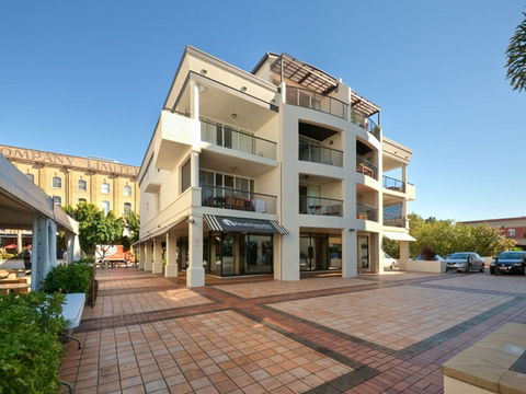 Goldsborough Place Apartments - Inverell Accommodation 0