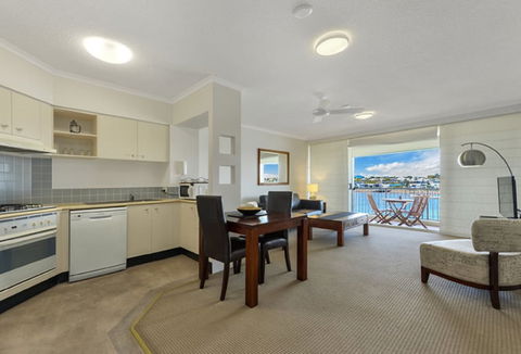 Goldsborough Place Apartments - Inverell Accommodation 5
