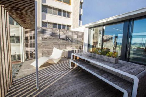 Avalon City Retreat - Inverell Accommodation 0