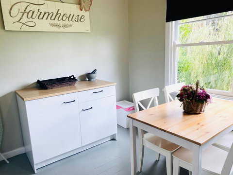 Bush Retreat Farm House - Inverell Accommodation 5