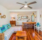 Pacifica 2 Opposite the beach at Brooms Head - Inverell Accommodation