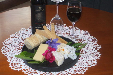 Archery Road Estate - Inverell Accommodation 6