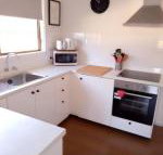 The Husky house or The Husky Studio Suite - Inverell Accommodation