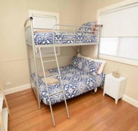 Just Renovated 2BR Cottage in Heart of Wentworth - Inverell Accommodation