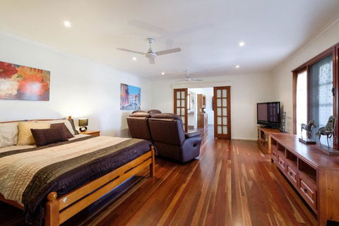 Home At Southside Central - Inverell Accommodation 6
