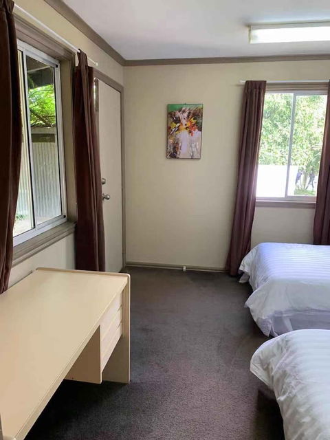 Golden Village Farm - Inverell Accommodation 2
