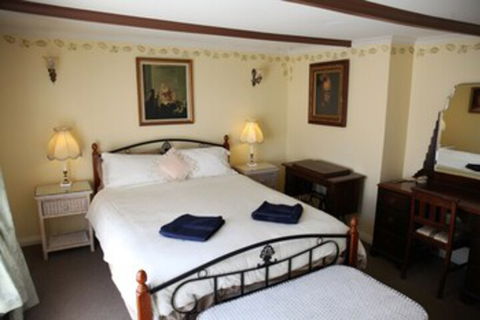 Ayers Burra - Inverell Accommodation 0