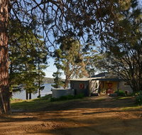 Taylors Bay Cottage - Inverell Accommodation