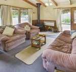 Cedar Cottage Close to water  pet friendly - Inverell Accommodation