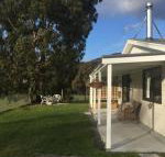 The Retreat - Inverell Accommodation