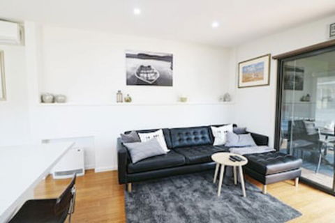 Toallo St - Inverell Accommodation 0