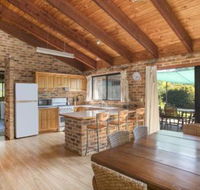 75 River Rd Tabourie Hideaway - Inverell Accommodation