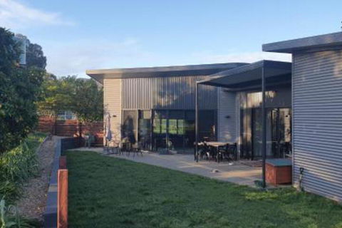 Hoof & Hound Country Escape - Inverell Accommodation 5