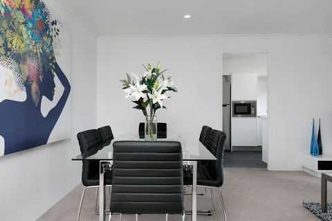 Newly Renovate Immaculate Cremorne One Bedroom Apartment CREM4 - Inverell Accommodation 2