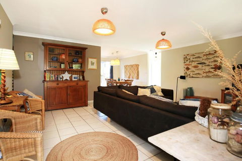 Innisfree Pet Friendly 2 Mins To Beach - Inverell Accommodation 5