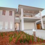 Illaroo At Catherine Hill Bay - Inverell Accommodation 0