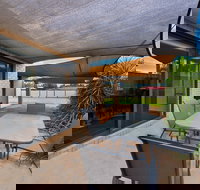 Bundalong on Clarke St - Inverell Accommodation