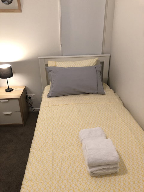 Apple House Tarneit North - Inverell Accommodation 1