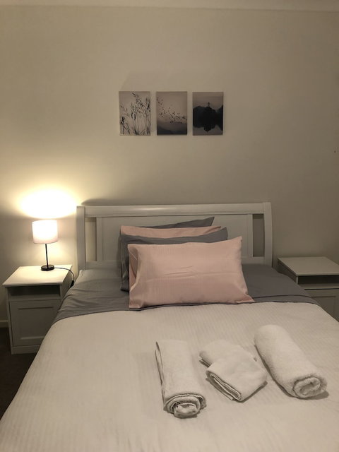 Apple House Tarneit North - Inverell Accommodation 2