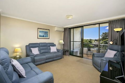 HAMP1 Bright Apartment In Cremorne - Inverell Accommodation 0