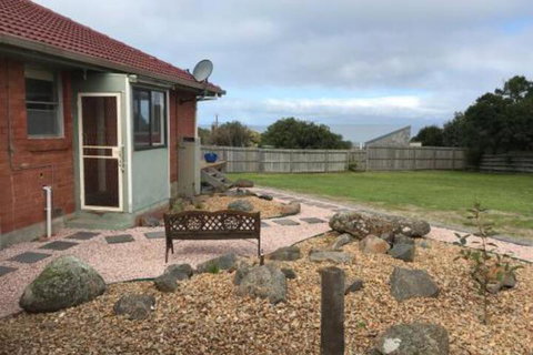 OCEAN BREEZE - Inverell Accommodation 3