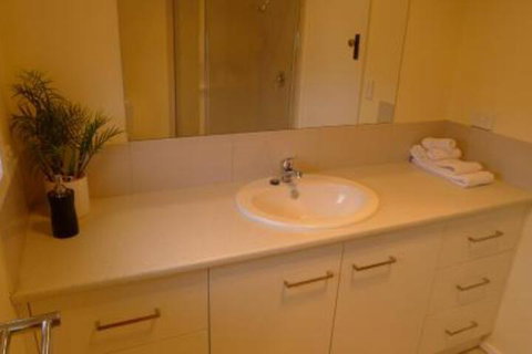 OCEAN BREEZE - Inverell Accommodation 4