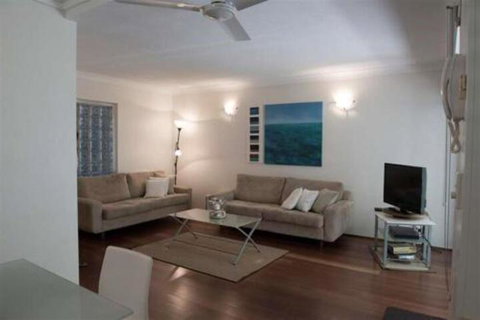 Absolute Beachfront Mooloolaba - Inverell Accommodation 5