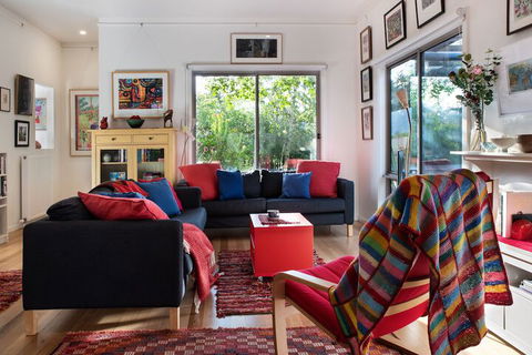Giraffe Manor - Inverell Accommodation 3