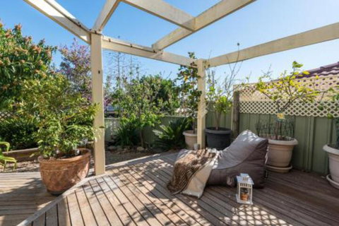 ULTRA SPACIOUS STYLISH HOME In PRESTONS SYDNEY - Inverell Accommodation 5