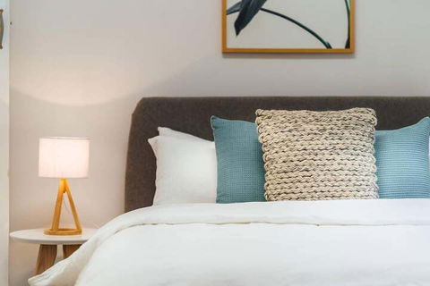 Dune Our Thing On Durham Wifi Nespresso Netflix - Inverell Accommodation 7