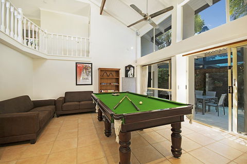 Tropical 5 Bedroom Family Getaway In Noosa Heads - Inverell Accommodation 0